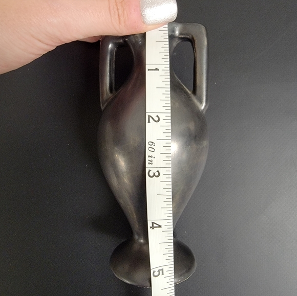 Vintage Holy Land Urn Porcelain Two Handled Vase Made in Israel - Picture 8 of 9